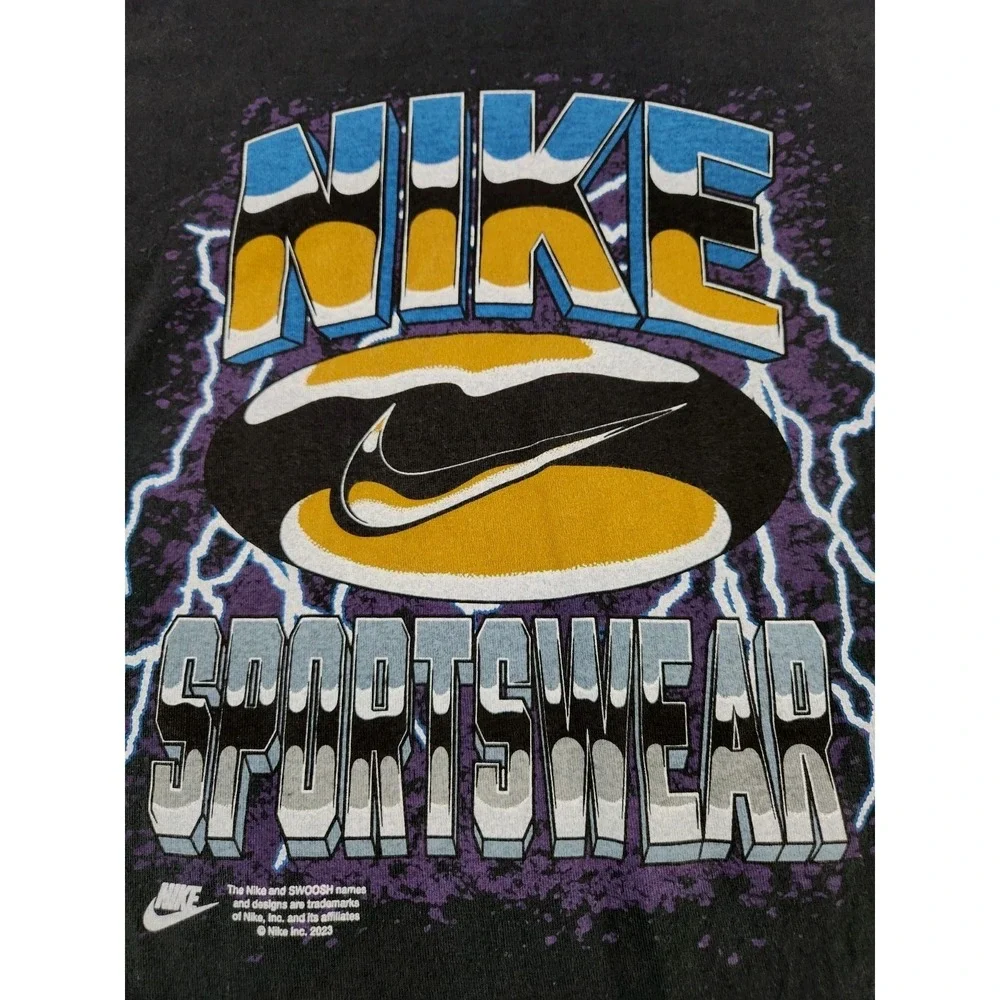 Nike youth large